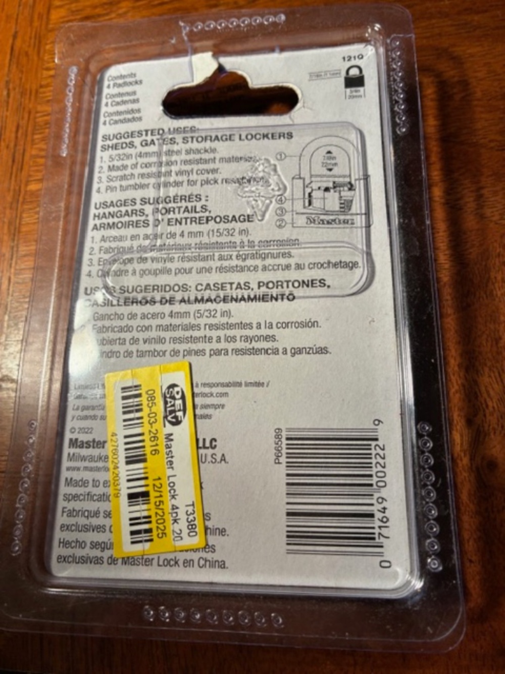 4 pack of small Master Locks with key for gates, sheds, and storage lockers - Picture 2 of 3
